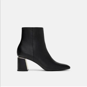 ZARA Black Leather Booties w. Gold Accent Heels